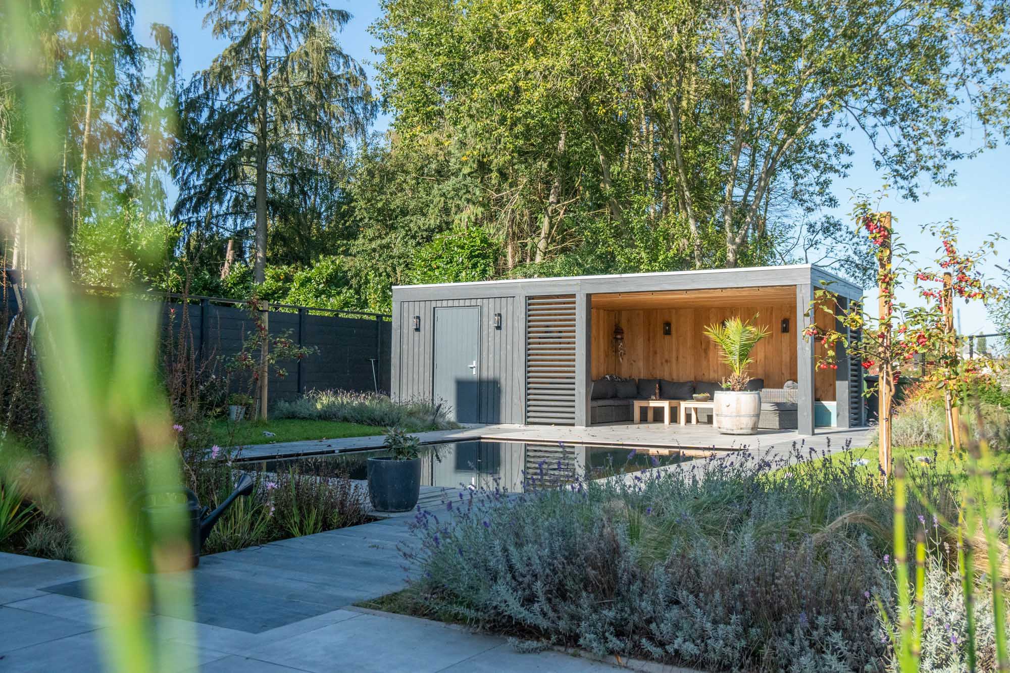 afbeeldingVrijstaande overkapping