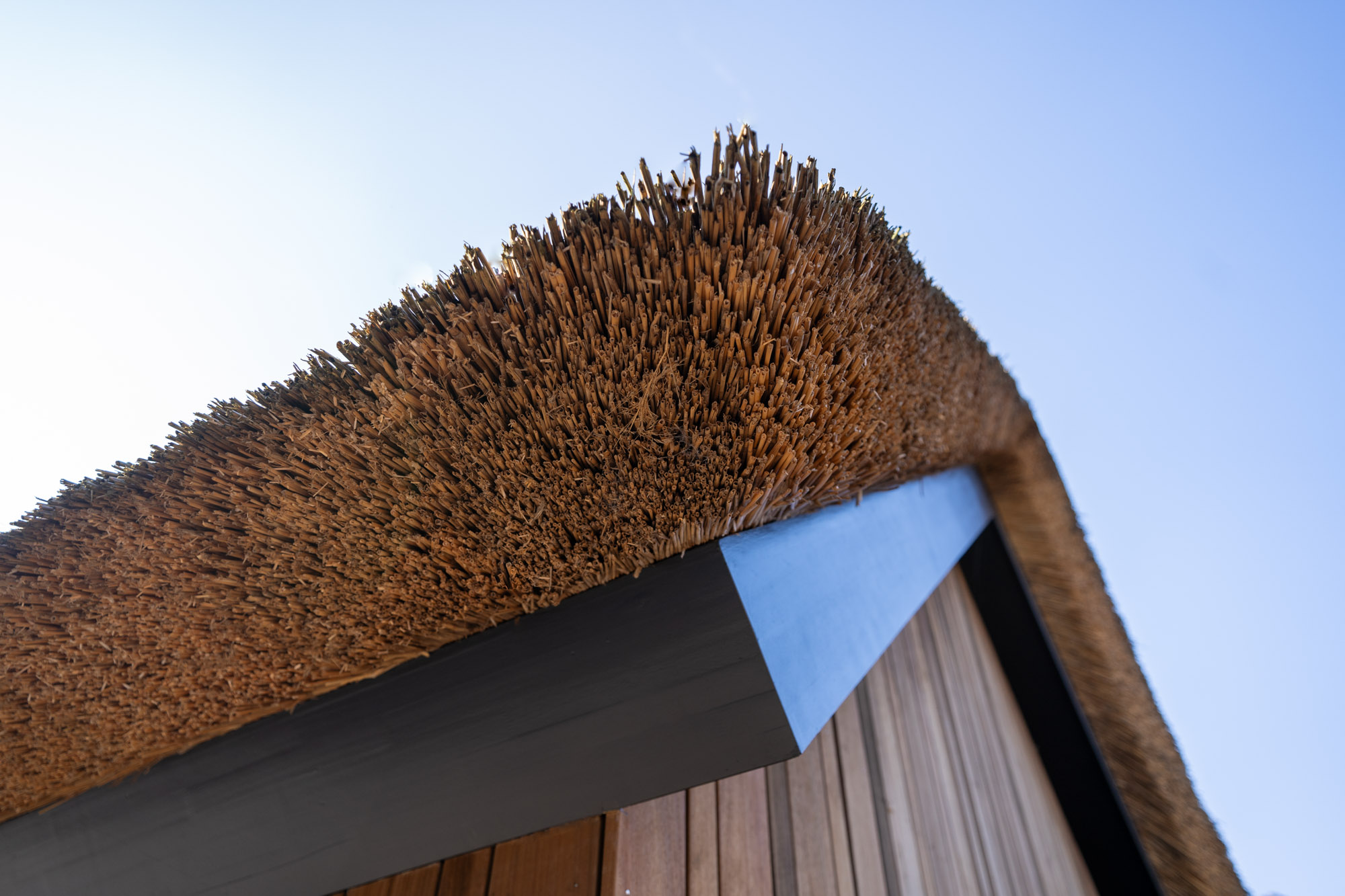 afbeeldingTuinkantoor met overkapping Bussum